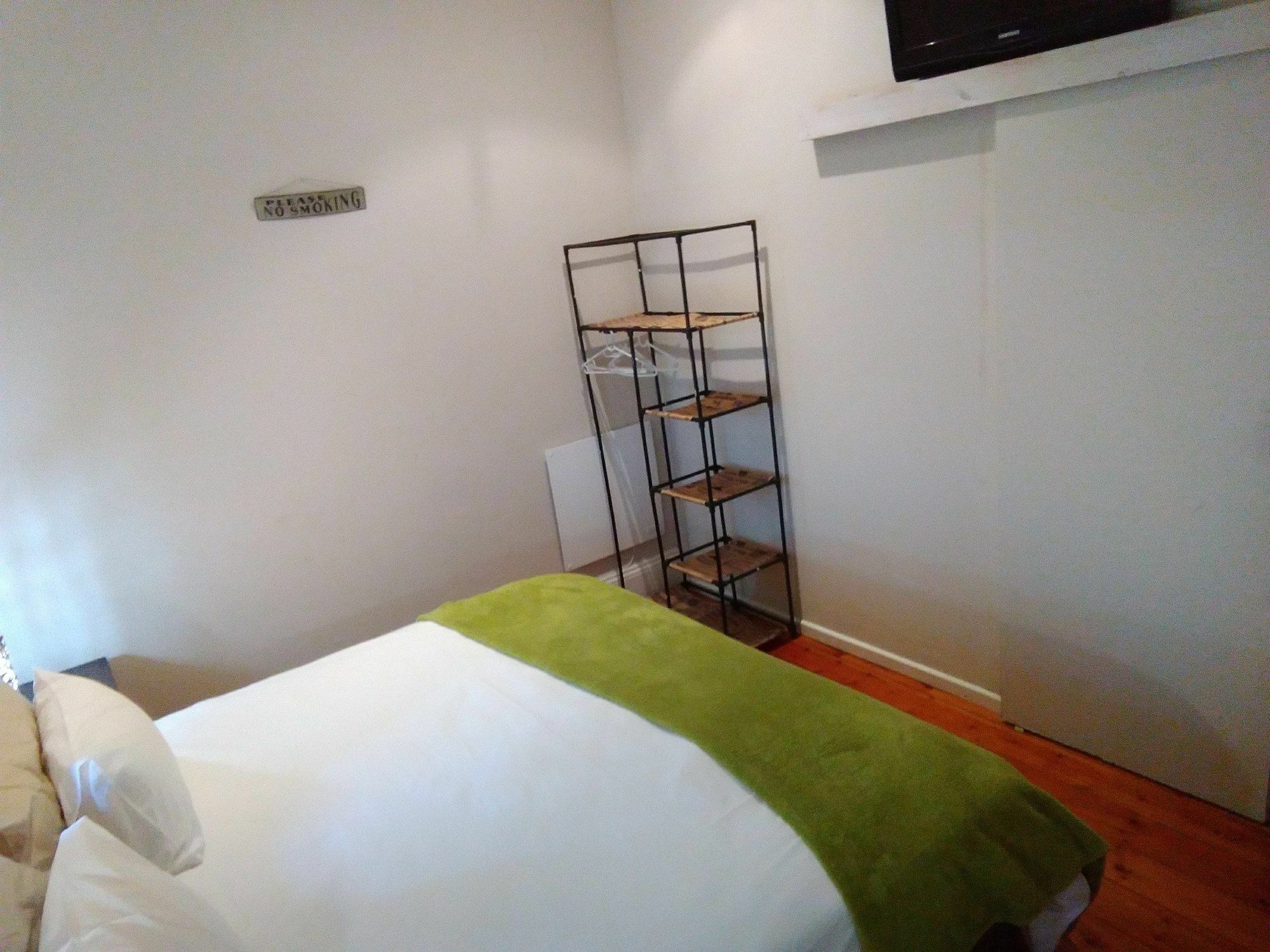 Guesthouse On Irvine Порт Елизабет Екстериор снимка